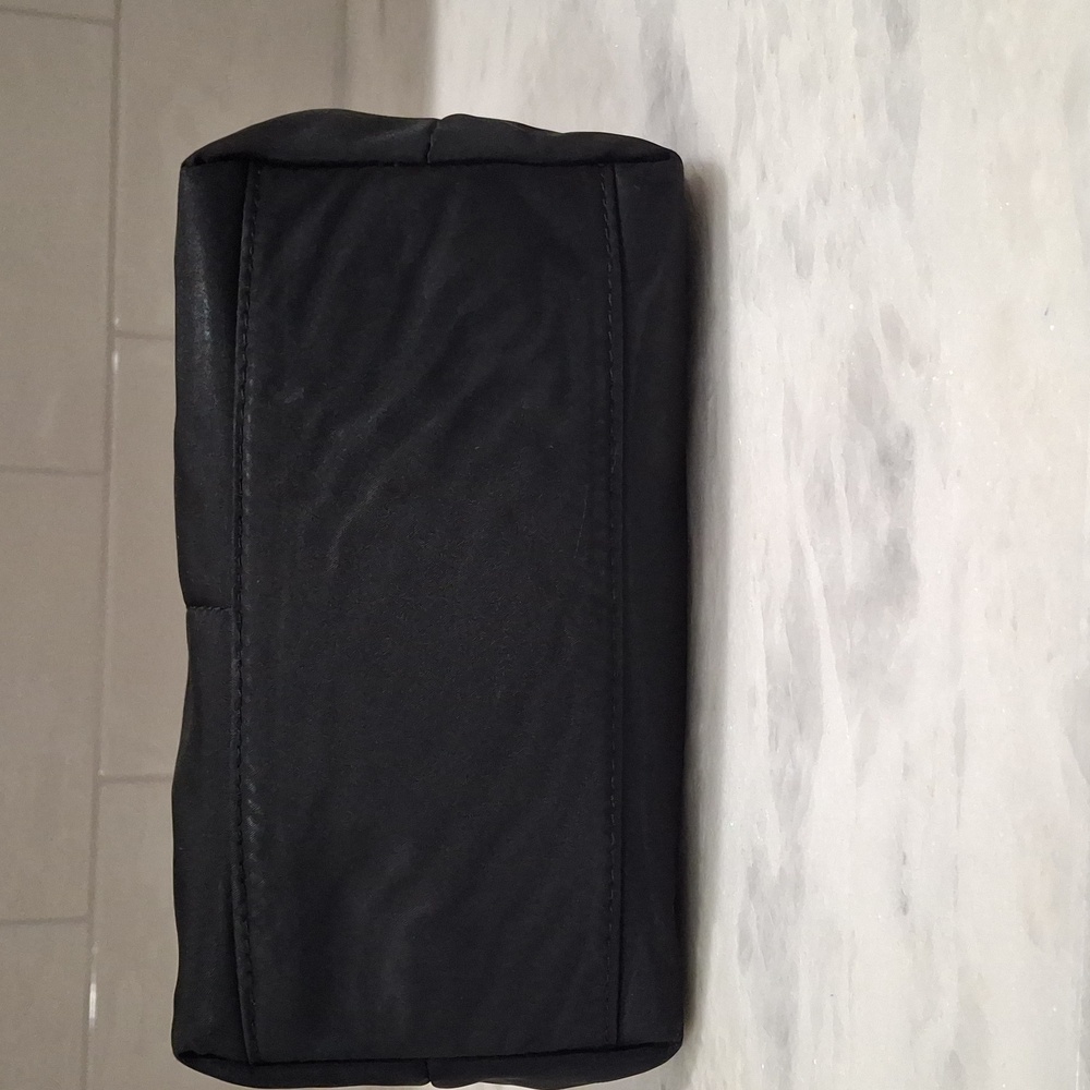 Handbag - Picture 5 of 16